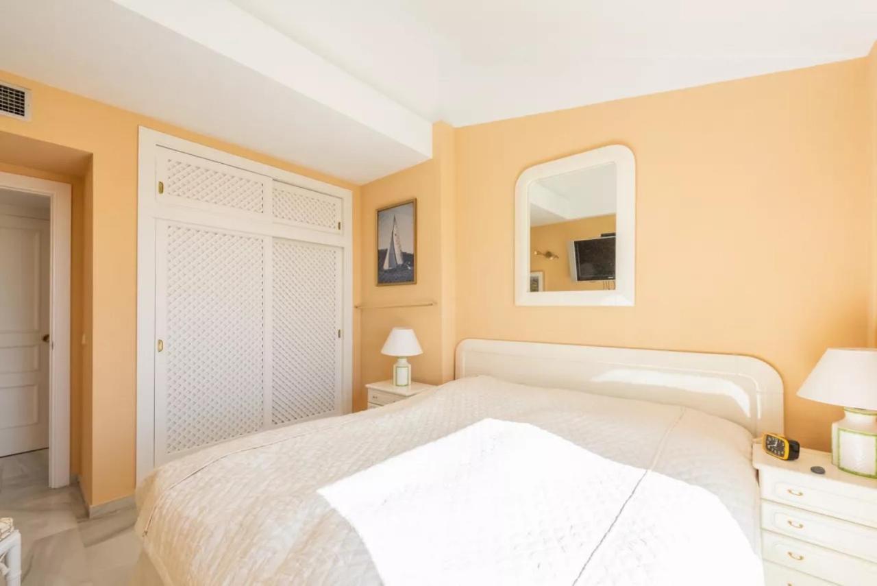 Marina Vistas - Puerto Marina Apartment Benalmadena Luaran gambar